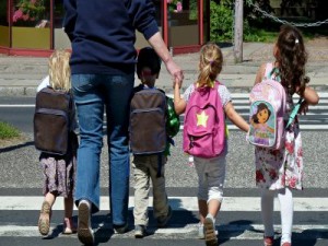 Az iskolai egészséges életmód avagy a gyerekek gerincének megóvása