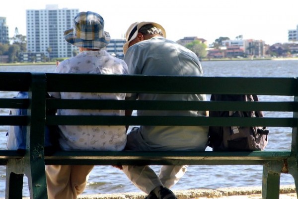 old-couple-1522274-640x480