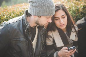 Ezek a legtrendibb cipők manapság – tippek férfiaknak és nőknek